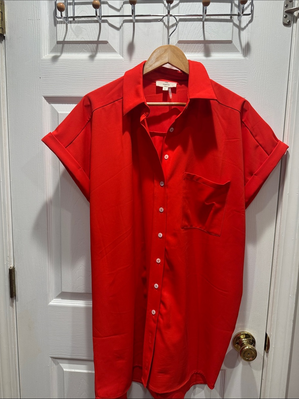 entro Red Short-Sleeve Casual Button-Down Shirt with Chest Pocket
